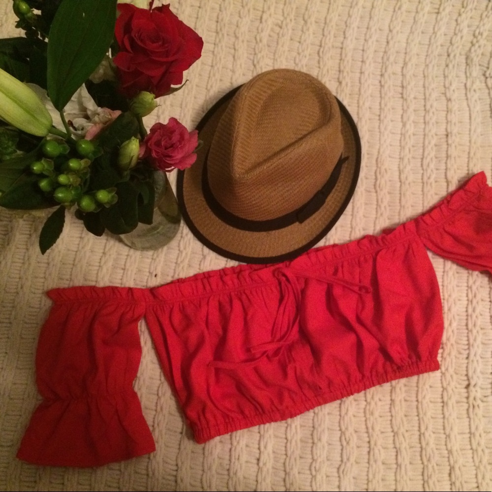 Ruby  red halter top ❤️💕